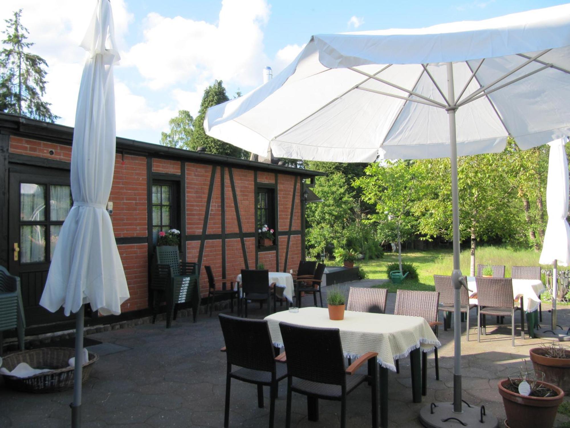Altes Zollhaus Am Klinikum Hotel Lübeck Kültér fotó