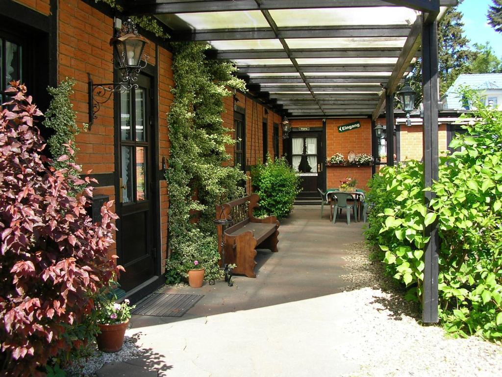 Altes Zollhaus Am Klinikum Hotel Lübeck Kültér fotó