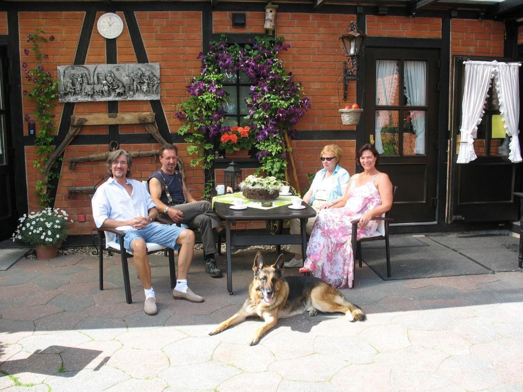 Altes Zollhaus Am Klinikum Hotel Lübeck Kültér fotó
