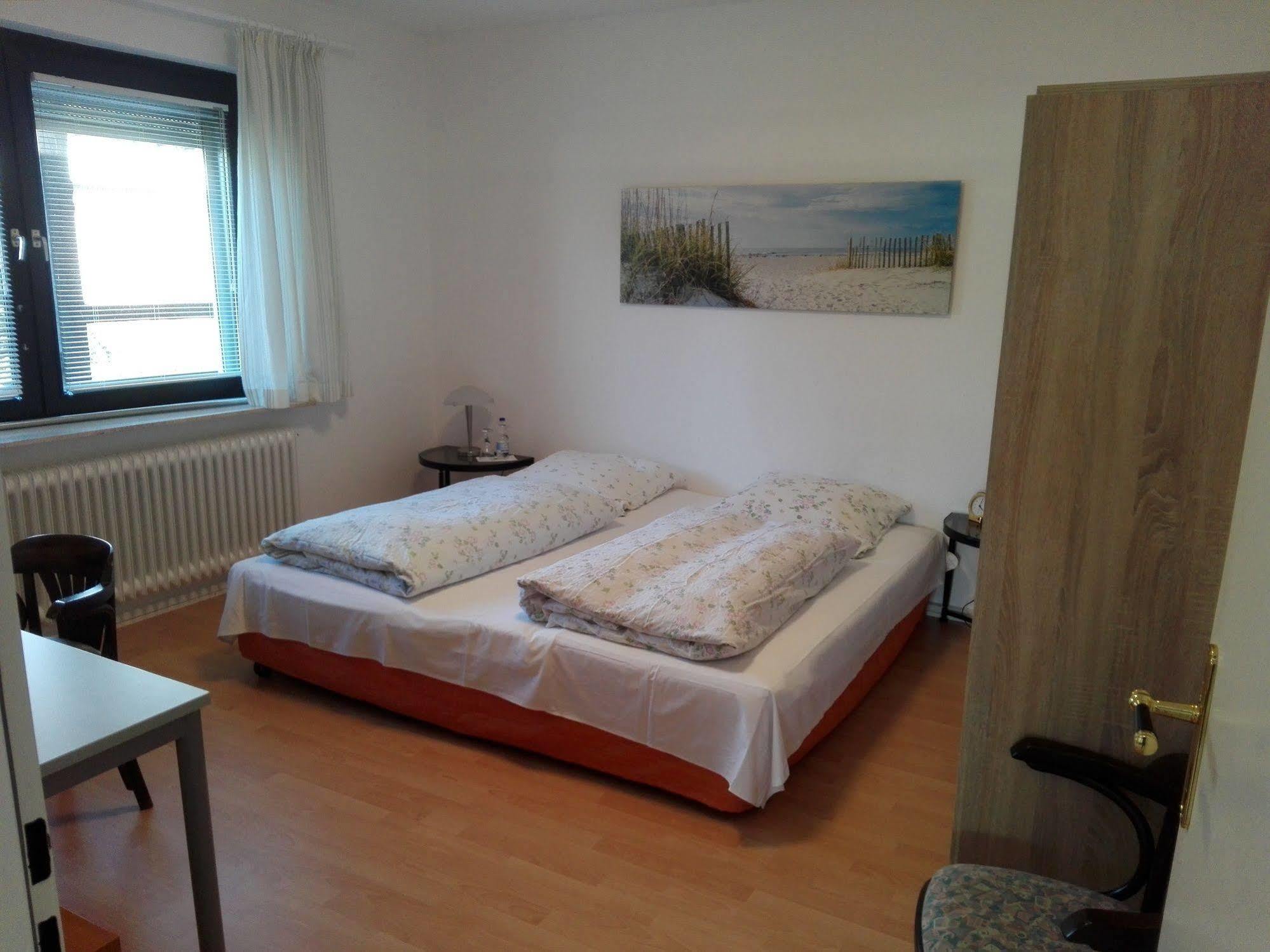 Altes Zollhaus Am Klinikum Hotel Lübeck Kültér fotó